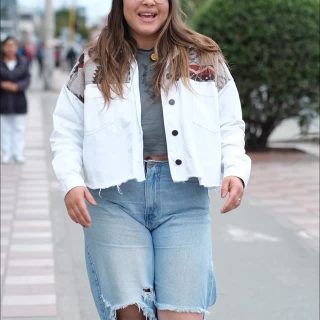 Estamos en el Burger Fest Boyacá 🍔🤩 las mejores Burger artesanales por solo $18.000 hasta el 23 de noviembre 😱 Pruébalas todas y vota por tu favorita 👏🏼 Consulta los participantes en nuestro perfil @festboyaca 
.
#burger #festival #hamburguesas #boyaca #burgerfest #superburger