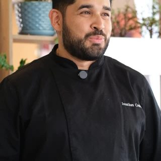 Jonathan Contreras @cocinacomouncrack 👨🏻‍🍳 nos habló de su experiencia como jurado nacional del Burger Fest Boyacá 2025 🍔 y cómo fue calificar 4 increíbles propuestas para llegar a la ganadora 👏🏼 Gracias Crack por acompañarnos en esta gran final 🤩
.
Gracias a: @salsas.aderezos