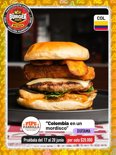 Duitama 🍔 Pipe Parrilla @pipe.parrilla 🔥 Participante Oficial del Burger Fest Boyacá 2026 🍔 Edición Mundial 🏆
📍Calle 18 #12-53 CC Innovo Plaza L 219 Duitama, Boyacá .
“Colombia en un mordisco”
País:🇨🇴Colombia Esta hamburguesa es un recorrido por los sabores que representan nuestra tierra. Comienza con un pan elaborado a base de papa, inspirado en la tradición agrícola de Boyacá, que sirve como lienzo para una delicada mermelada de lulo, una de las frutas más emblemáticas de Colombia, cuya acidez y frescura despiertan el paladar.
La experiencia continúa con una selección de verdes frescos provenientes de la plaza campesina, acompañados por chips artesanales de arracacha y yuca que aportan textura y rinden homenaje a los cultivos ancestrales de nuestro país.
En el centro, una jugosa carne de res de 140 gramos enriquecida con un sutil toque de panceta, diseñada para resaltar la profundidad y riqueza de los sabores colombianos. La acompaña un queso fresco de nuestras regiones lecheras, cuidadosamente apanado para ofrecer un contraste crujiente que eleva cada bocado.
Como cierre, las tradicionales tajadas de plátano maduro aportan dulzor, identidad y el sabor reconfortante que nos conecta con nuestras raíces.
Más que una hamburguesa, esta creación es una celebración de Colombia: su campo, sus productores y la diversidad gastronómica que nos hace únicos.
.
🕑Horarios: 
Lunes a jueves 11:30 am a 8:30 pm Viernes a domingo 11:30 am a 9:00 pm
.
Pruébala del 17 al 28 de junio por solo $20.000 mil pesos en el lugar.