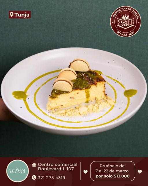 Tunja 🍰 Velvet @bake.velvet ✨ Participante Oficial del Postre Fest Boyacá 2026 
📍Centro comercial Boulevard L 107 - Tunja
.
“Dulce gracia”
Tarta vasca de queso, horneada a alta temperatura para lograr su característica superficie caramelizada y centro cremoso. Se acompaña de alfajor de arequipe artesanal, que aporta textura y profundidad dulce, y se complementa con un coulis de lulo que equilibra el conjunto con notas ácidas y frescas.
.
Pruébalo del 7 al 22 de marzo por solo $13.000 mil pesos en el lugar.
.
#postrefest #boyaca #postres #tunja